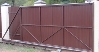 Купить откатные ворота из профнастила Бор, цена от 1730 руб.